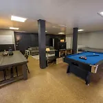 With Pool Table And Optional Sauna & Hot Tub Apartment Zwaanshoek