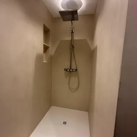 דירה With Pool Table And Optional Sauna & Hot Tub *